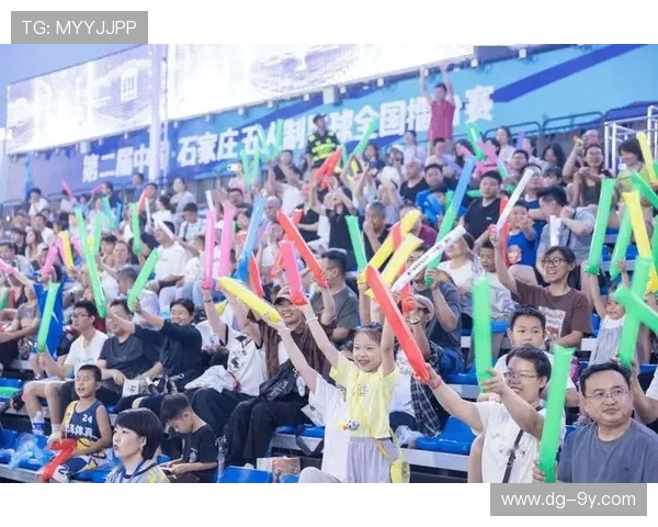 围绕足球球迷汇探寻当代球迷文化交流新风貌趋势与多元互动体验解析